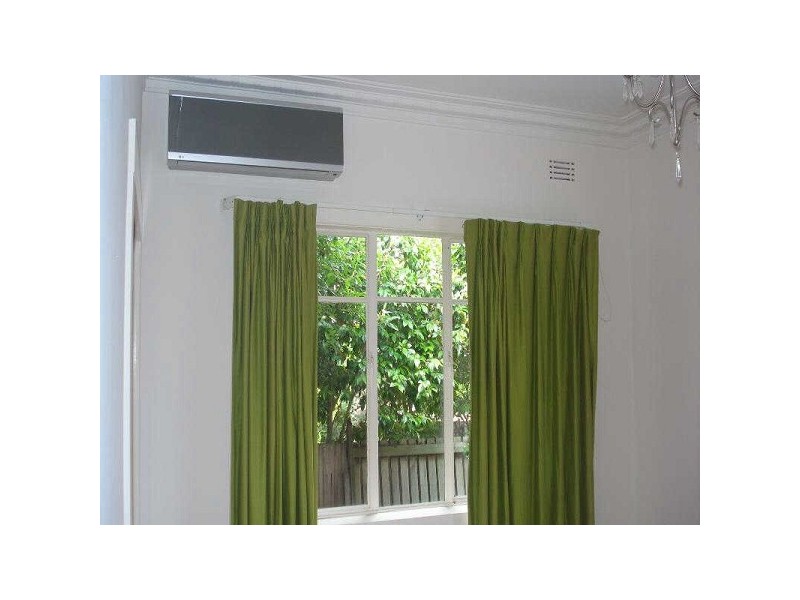 68 View Street, Clayton VIC 3168