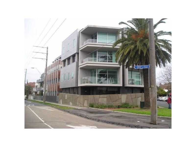 32/220  Barkly Street, St Kilda VIC 3182