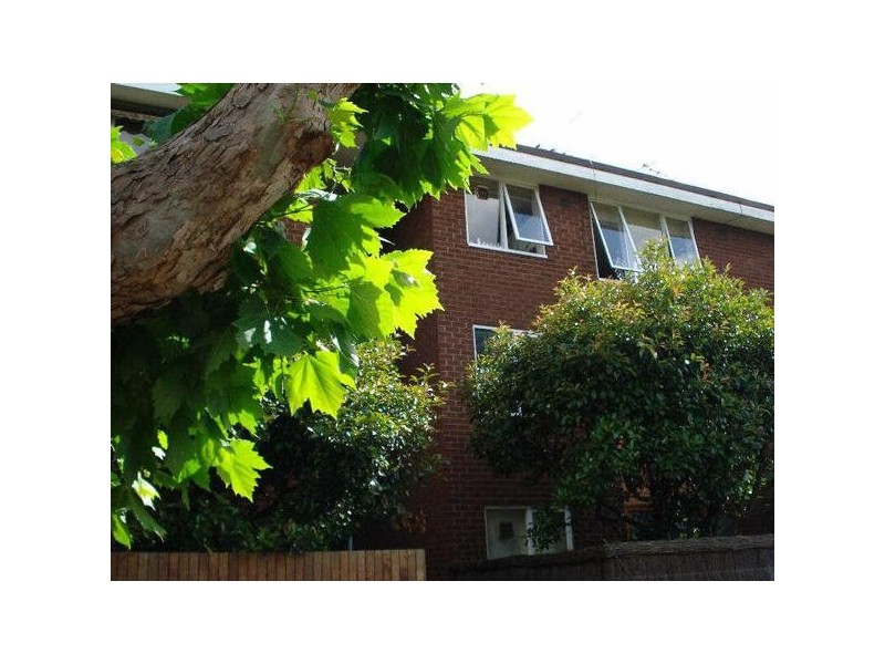 3/11  Chapel Street, St Kilda VIC 3182