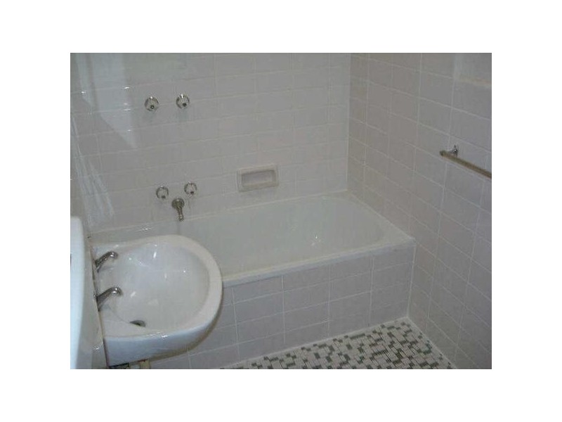 3/11  Chapel Street, St Kilda VIC 3182