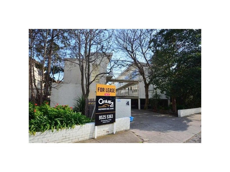 16/4  Wando Grove, St Kilda East VIC 3183