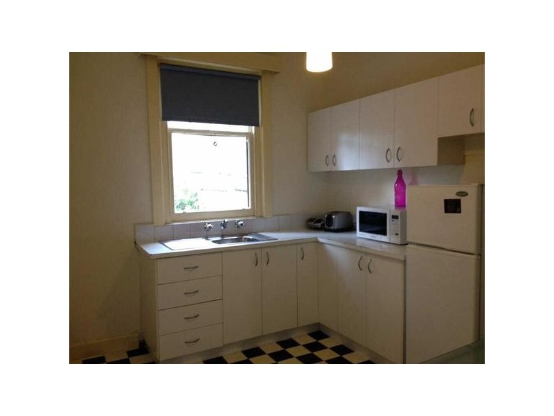 4/5  Belford Street, St Kilda VIC 3182