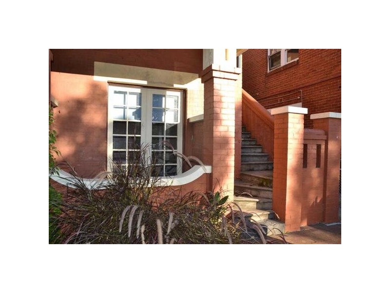 4/5  Belford Street, St Kilda VIC 3182