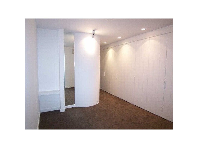 2006/20 Dorcas Street, South Melbourne VIC 3205