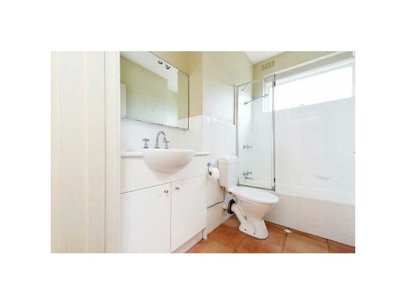 4/1  Marlton Crescent, St Kilda VIC 3182