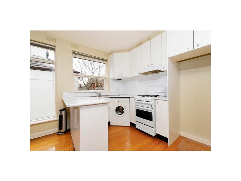 4/1  Marlton Crescent, St Kilda VIC 3182