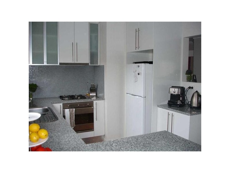 7/16  Avoca Avenue, Elwood VIC 3184