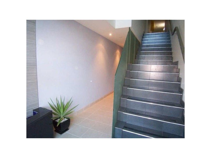 6/104  Barkly Street, St Kilda VIC 3182