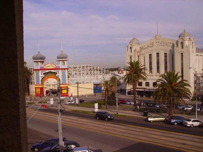 6b/21  The Esplanade, St Kilda VIC 3182