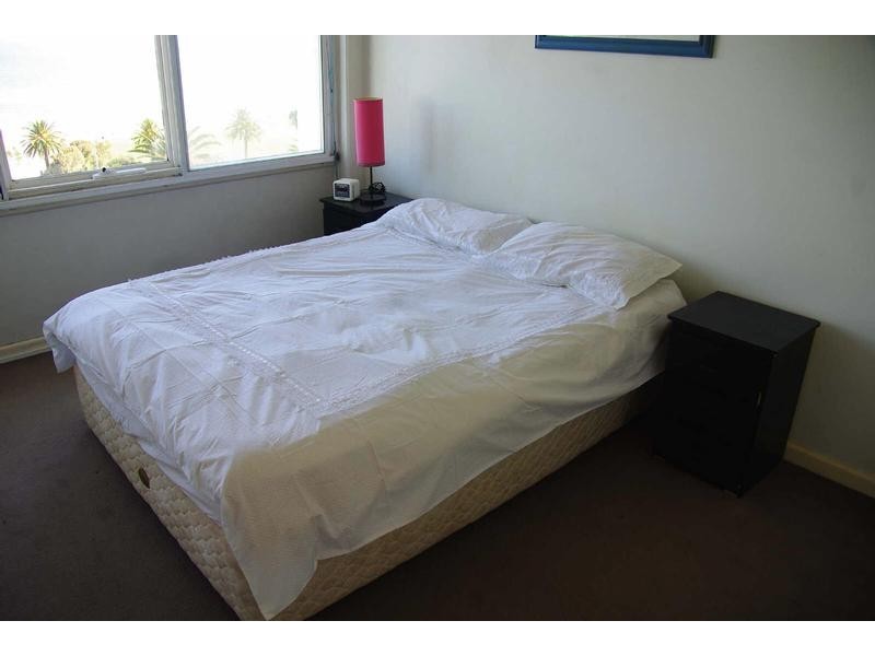6b/21  The Esplanade, St Kilda VIC 3182