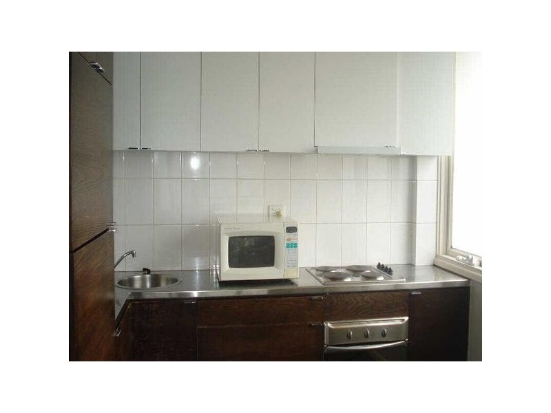6b/21  The Esplanade, St Kilda VIC 3182
