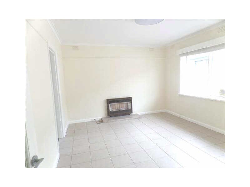 11/1  Acland Street, St Kilda VIC 3182