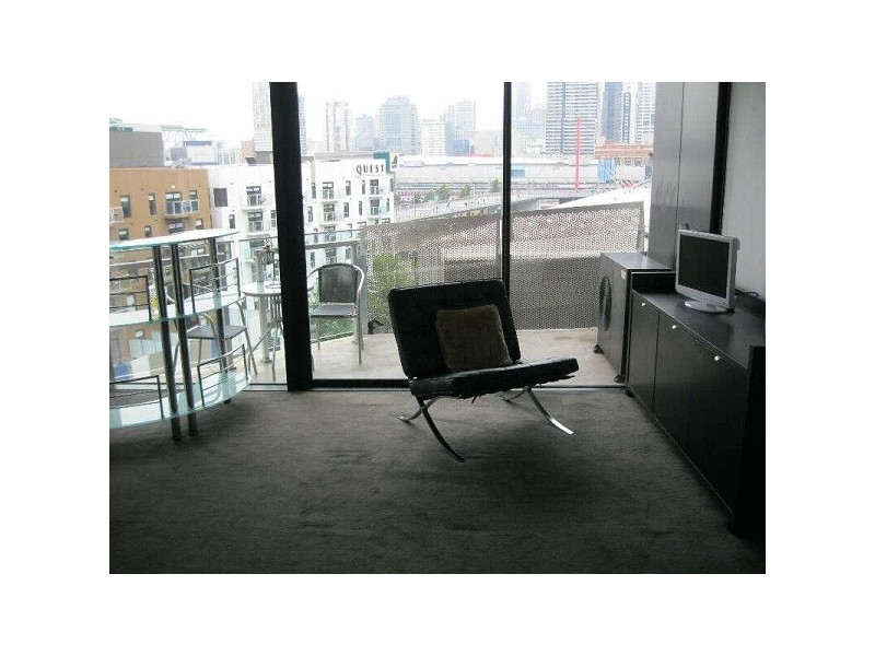 703/18 Waterview Walk, Docklands VIC 3008