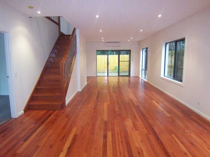 2/63  Victor Road, Bentleigh East VIC 3165