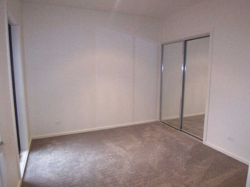 2/63  Victor Road, Bentleigh East VIC 3165