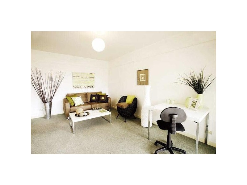 8/2  Selwyn Avenue, Elwood VIC 3184