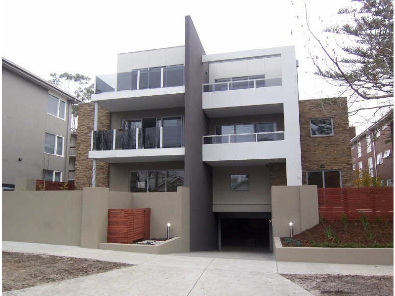 4/25  Kooyong Road, Armadale VIC 3143