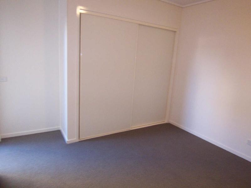 4/25  Kooyong Road, Armadale VIC 3143