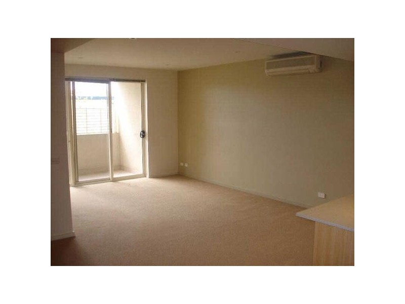 10/45 Marine Parade, St Kilda VIC 3182