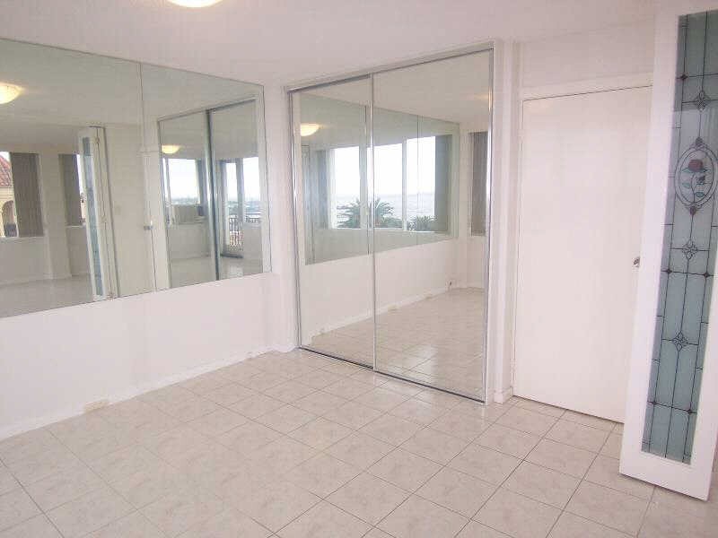 4B/21  The Esplanade, St Kilda VIC 3182