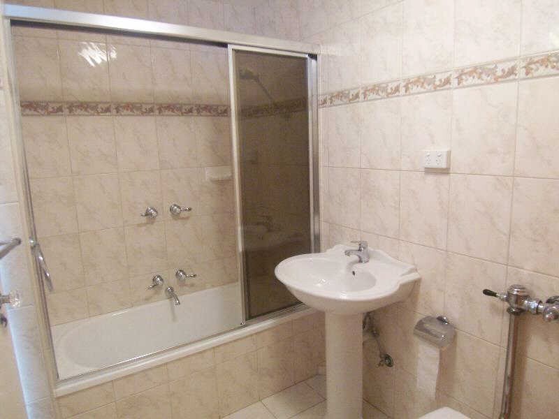 4B/21  The Esplanade, St Kilda VIC 3182