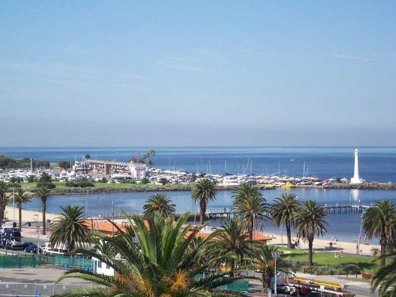 4B/21  The Esplanade, St Kilda VIC 3182