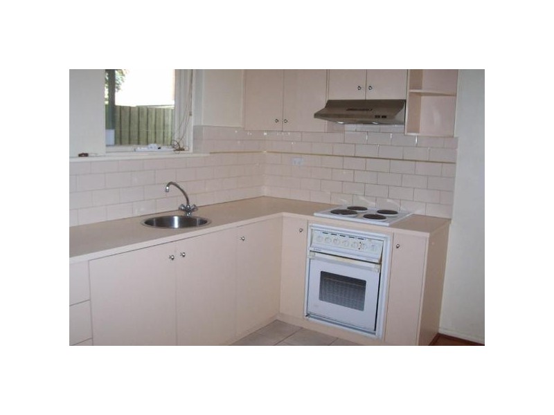 4/244  Barkly Street, St Kilda VIC 3182