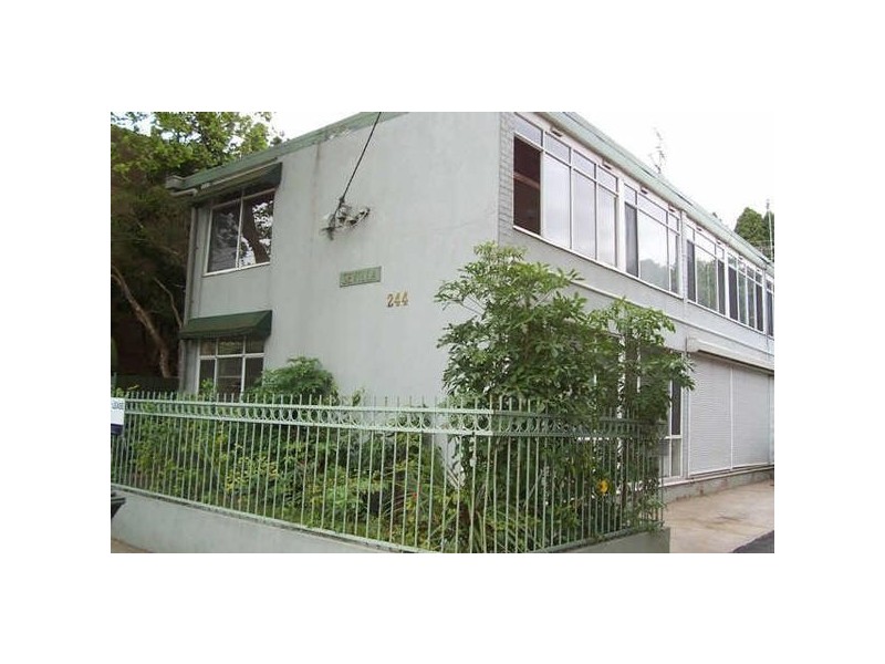 4/244  Barkly Street, St Kilda VIC 3182