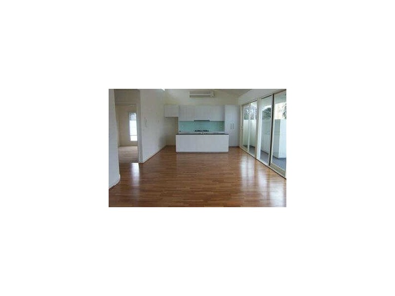 4/27  Selwyn Ave, Elwood VIC 3184