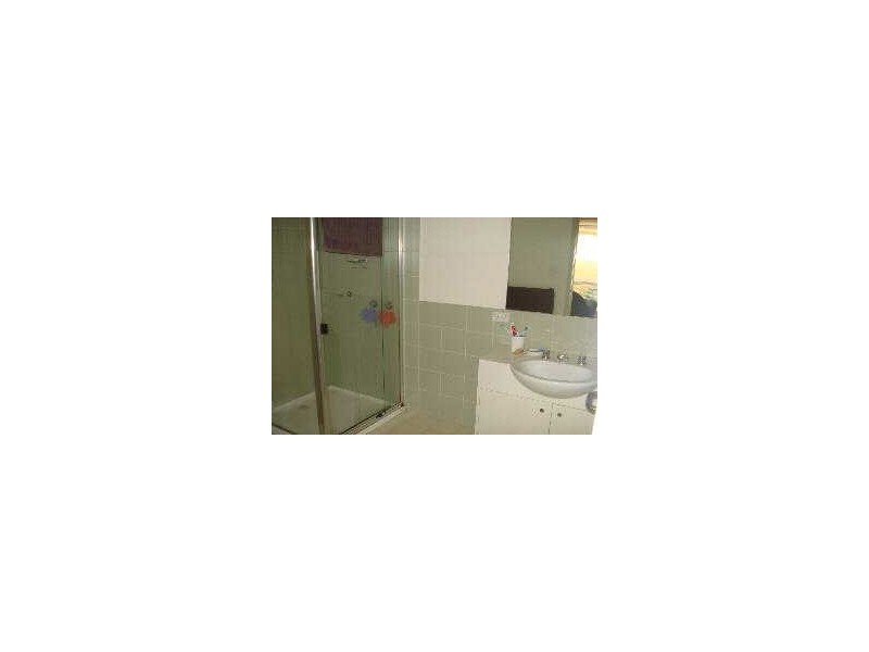 4/12  Acland Street, St Kilda VIC 3182