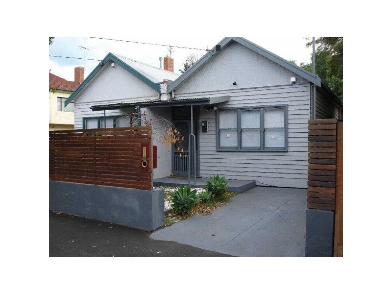 15  Glen Eira Avenue, St Kilda East VIC 3183