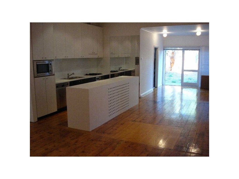 15  Glen Eira Avenue, St Kilda East VIC 3183