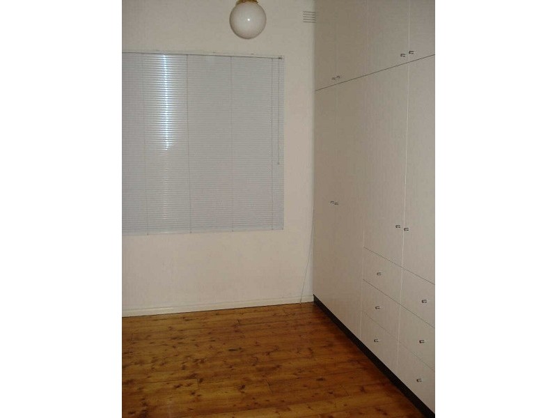 15  Glen Eira Avenue, St Kilda East VIC 3183