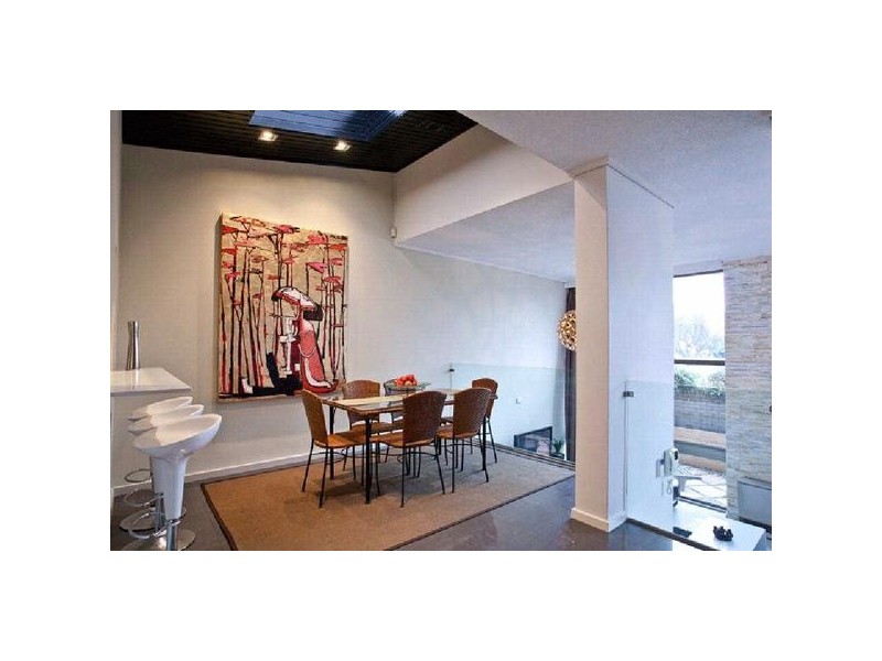 2/343  Beaconsfield Parade, St Kilda West VIC 3182