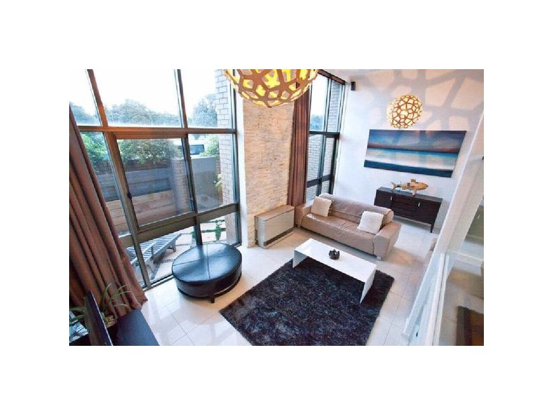 2/343  Beaconsfield Parade, St Kilda West VIC 3182