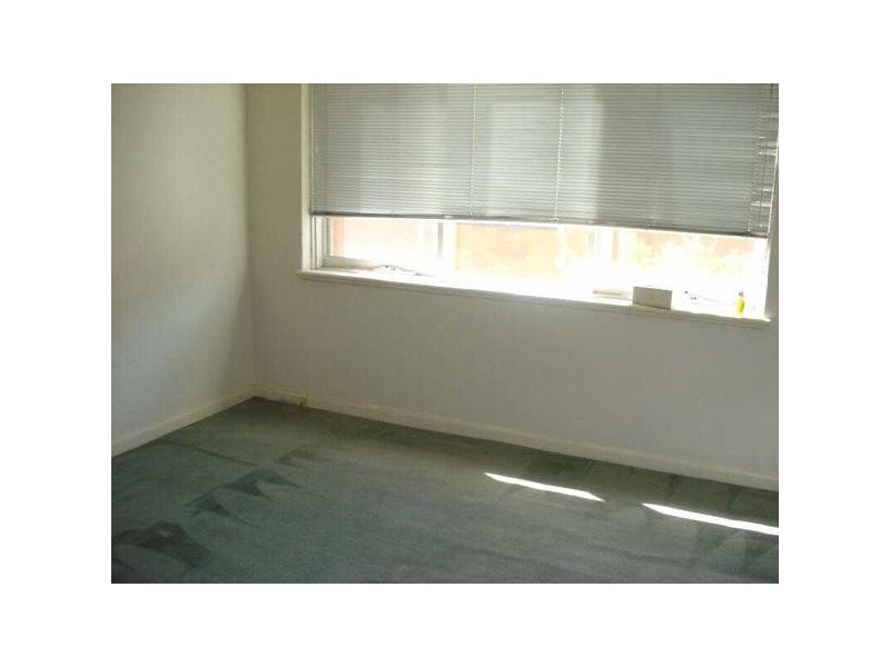 4/27  Mitford Street, St Kilda VIC 3182