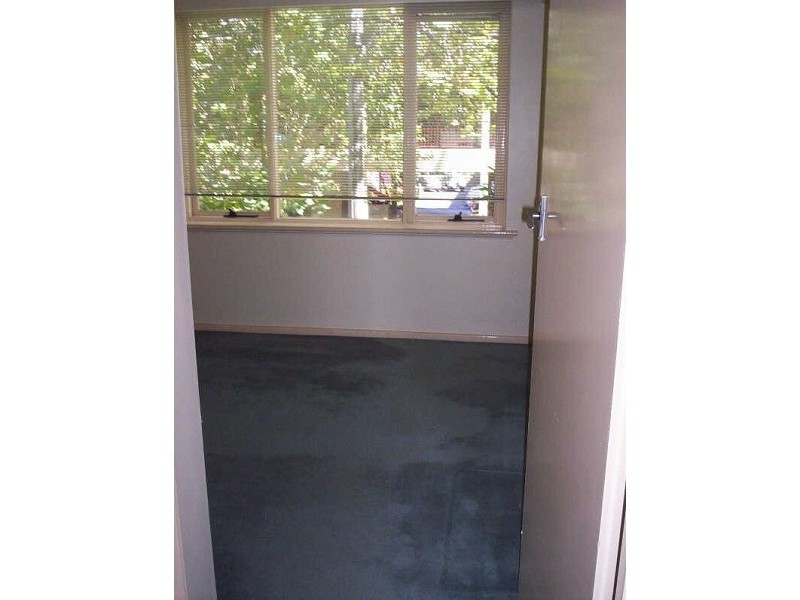 09/28  Arnold Street, South Yarra VIC 3141