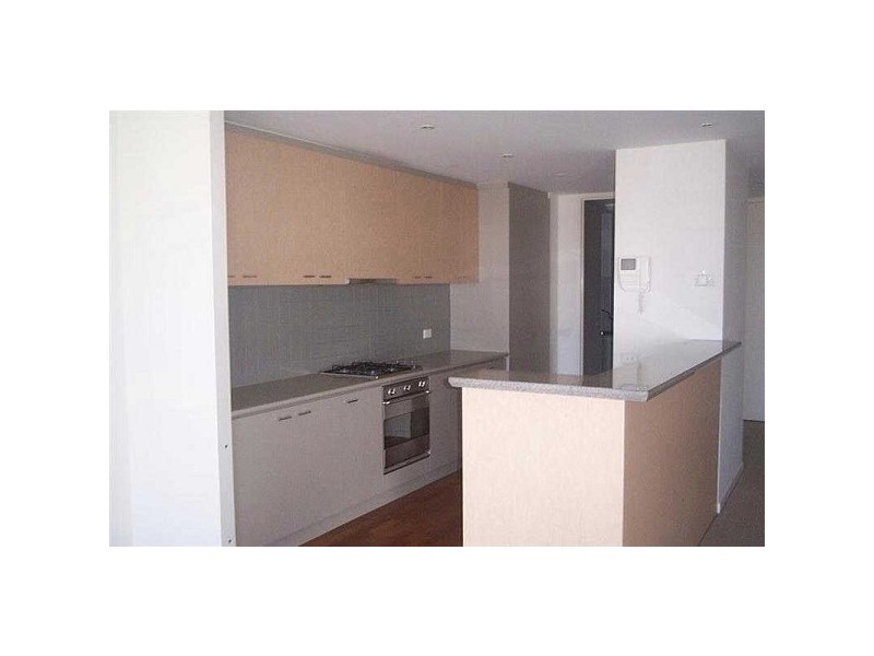 203/88  Beach Street, Port Melbourne VIC 3207