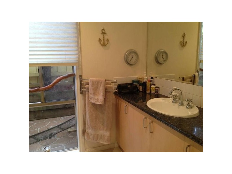 1  Raleon Ave, Frankston VIC 3199