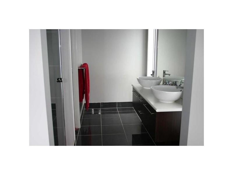 29  Connewara Crescent, Clyde North VIC 3978