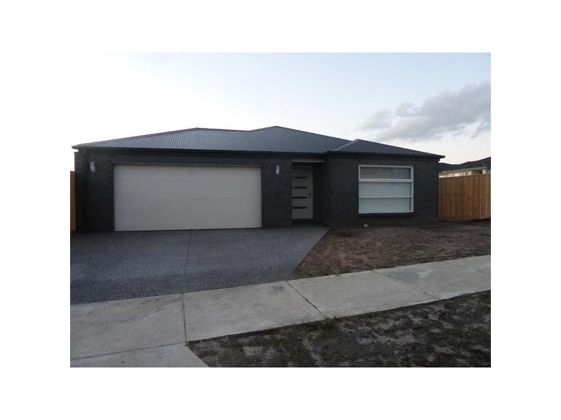 10  Serene Court, Langwarrin VIC 3910