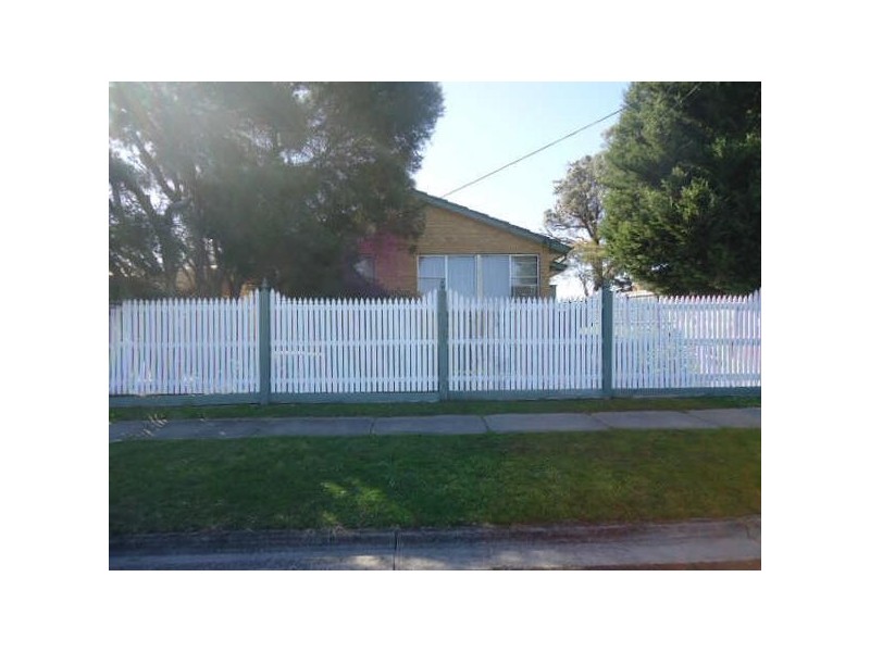 23  Bouvardia Crescent, Frankston North VIC 3200