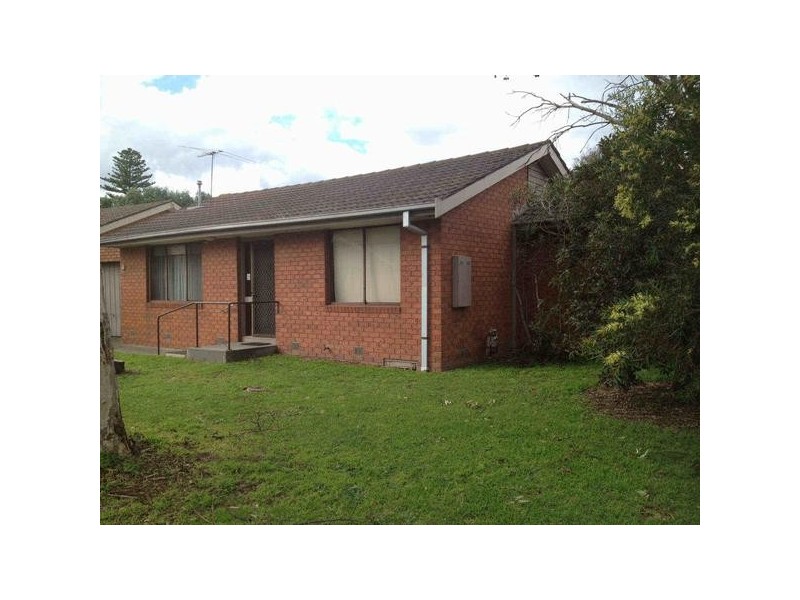 11 Hood Street, Frankston VIC 3199