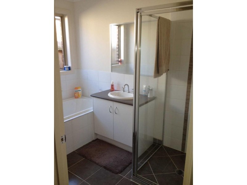 14  Eden Avenue, Skye VIC 3977