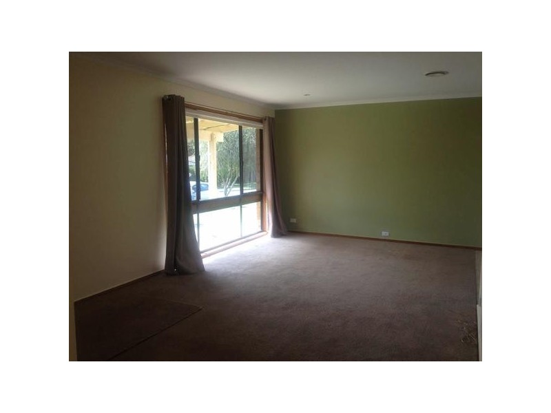 101  Dunsterville Crescent, Frankston VIC 3199