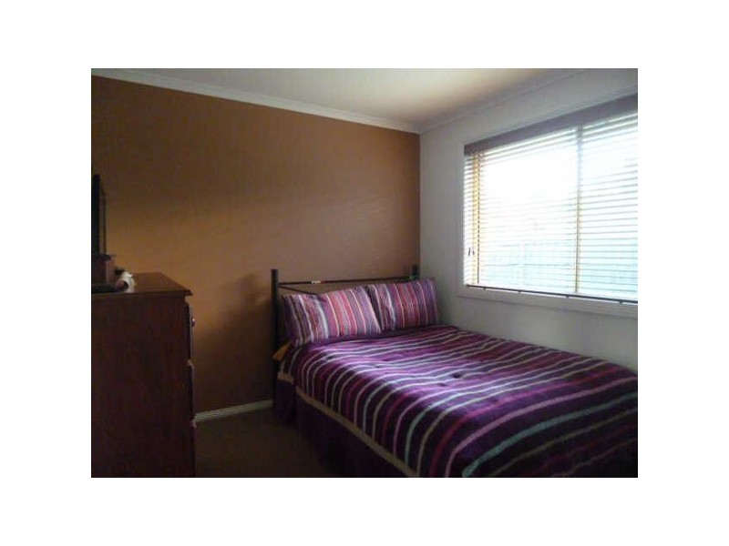 13 Riviera Drive, Pakenham VIC 3810