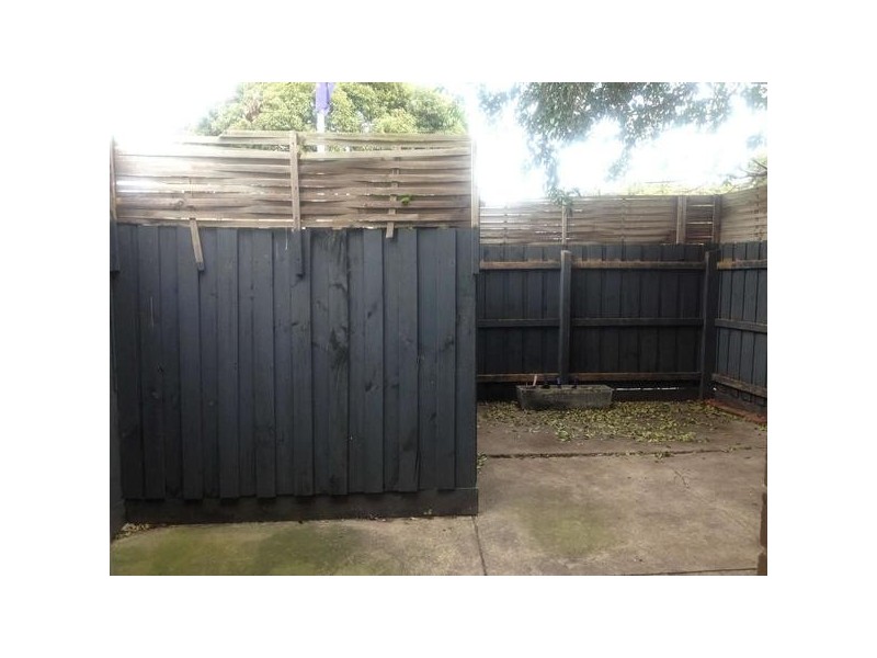 2/58  High Street, Frankston South VIC 3199