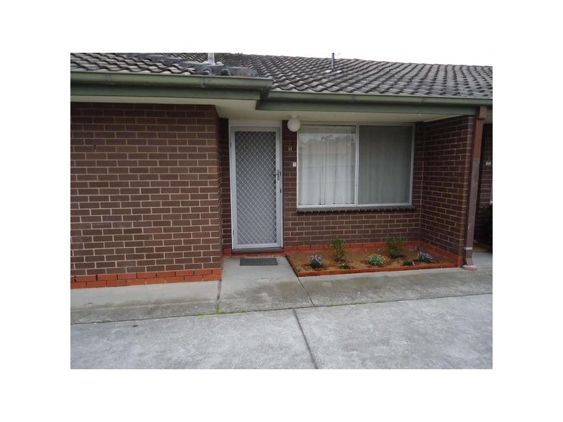 1/29  Gairloch Drive, Frankston VIC 3199