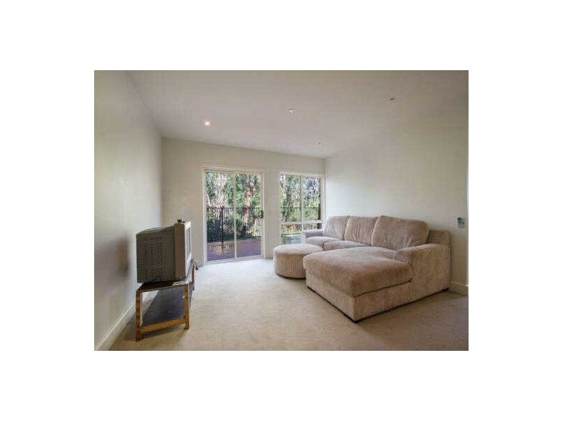 4/32  Pine Hill Drive, Frankston VIC 3199