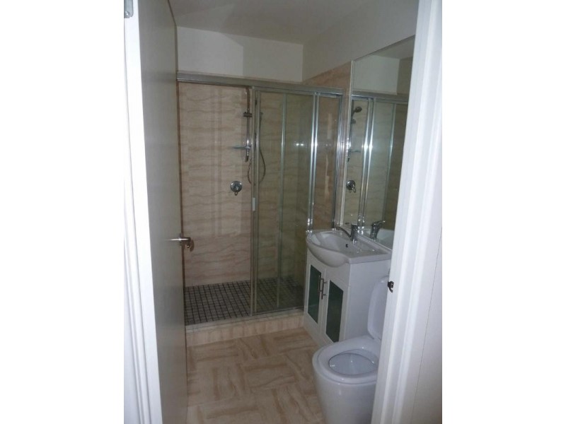 4/32  Pine Hill Drive, Frankston VIC 3199